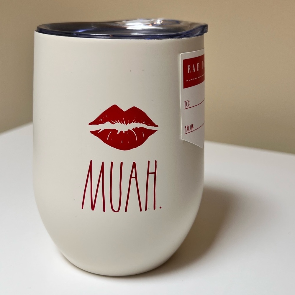 Rae Dunn red lips insulated 12 oz. wine tumbler glass. “MUAH”